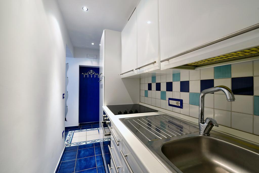 Sedil Dominova Apartment Сорренто Экстерьер фото